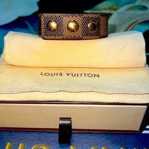 💯…LOUIS VUITTON DAMIER BRACELET…..💯